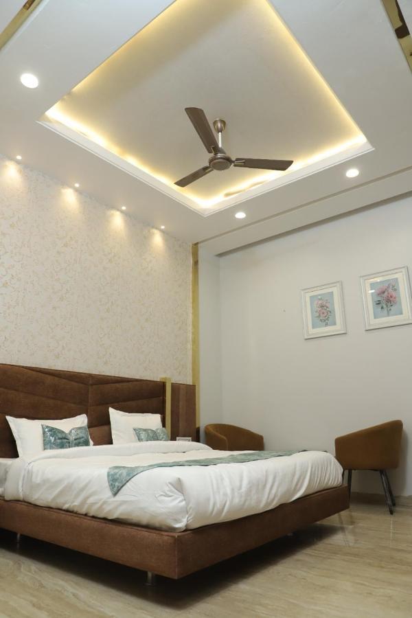 The Royal Casa Hotel Ludhiana Eksteriør billede
