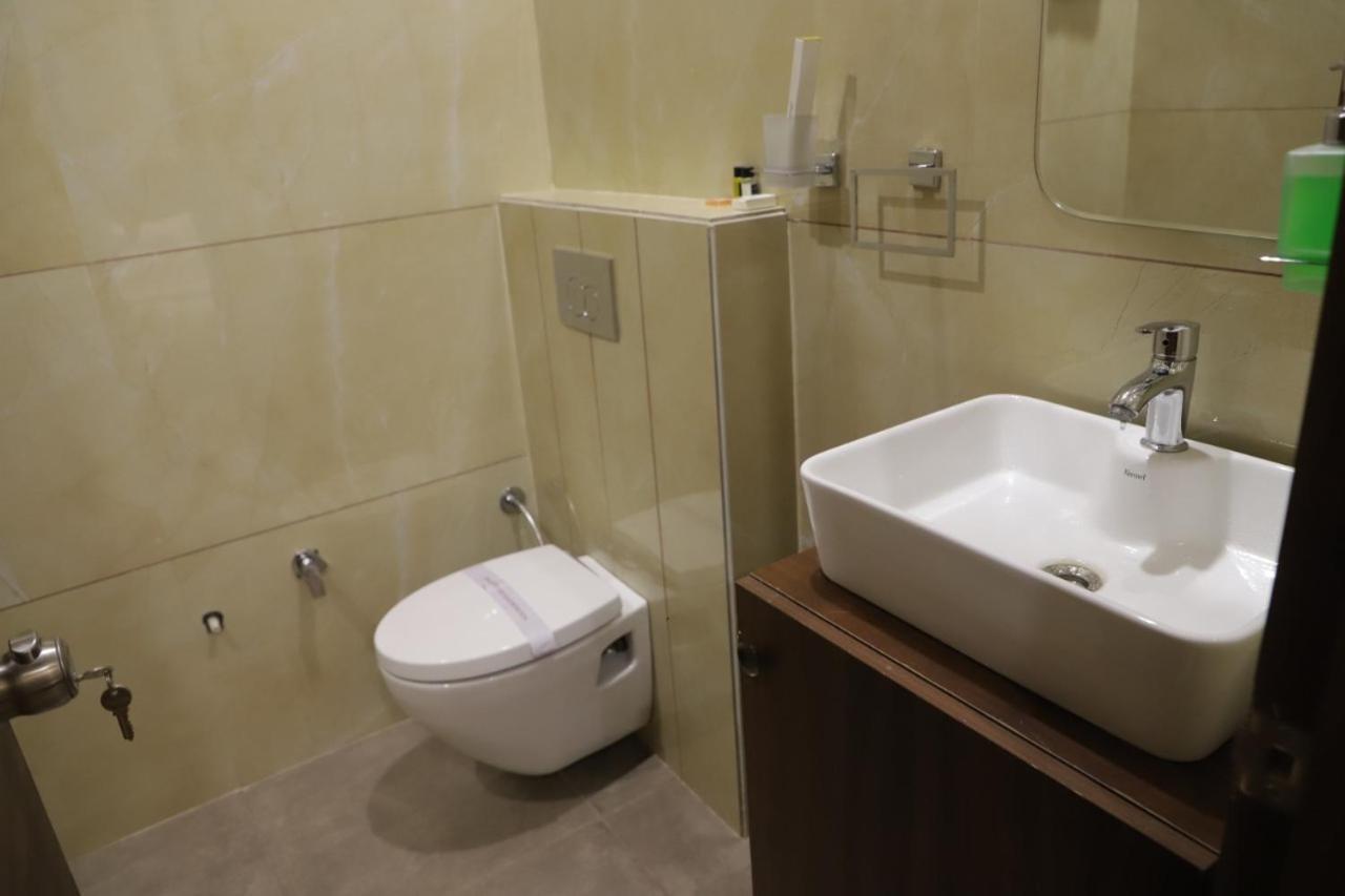 The Royal Casa Hotel Ludhiana Eksteriør billede